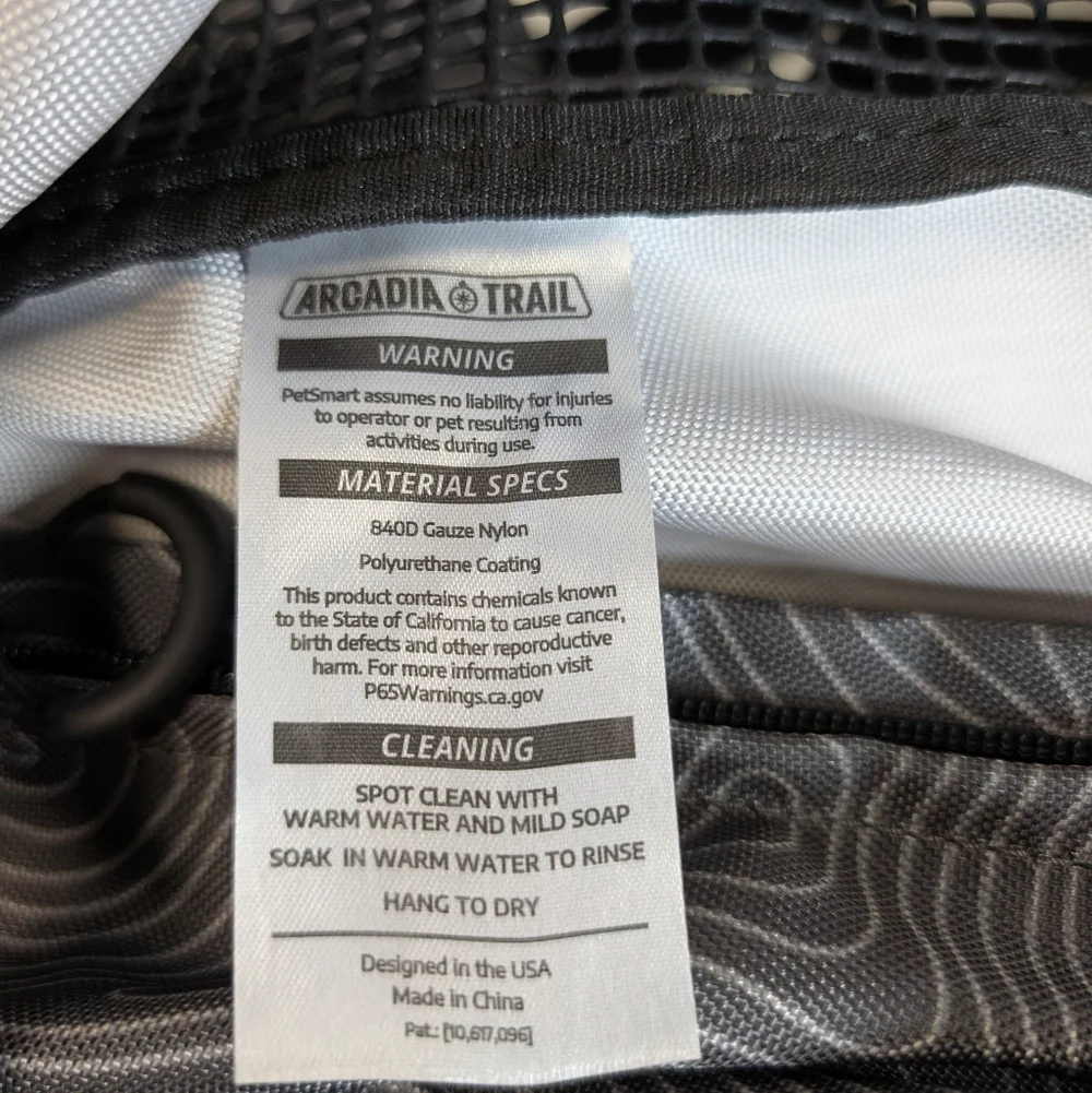 ACADIA TRAIL BACKPACK DOG CARRIER Size Medium EUC